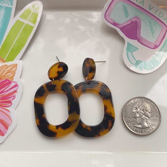 ✨HP✨Tortoise Shell Square Drop Earrings - Picture 5 of 6